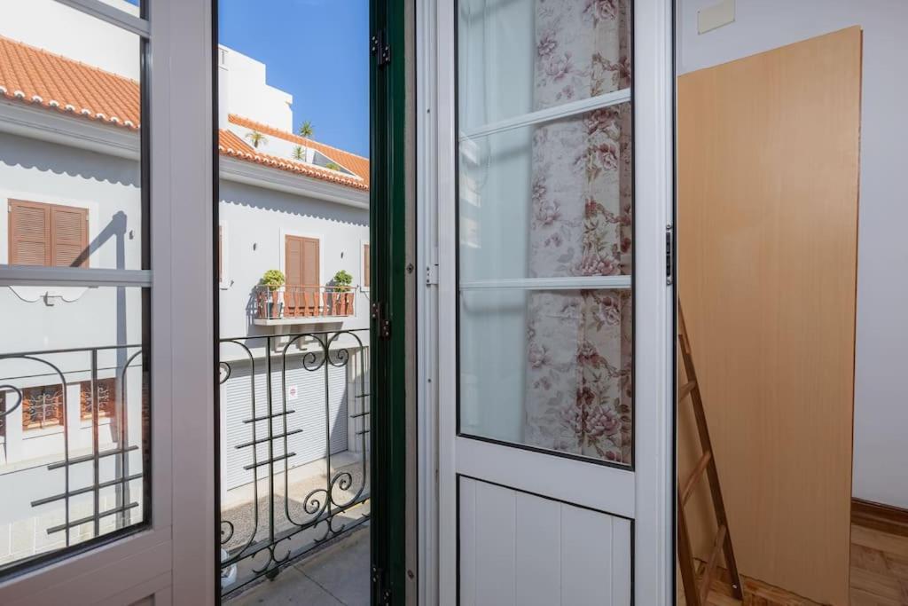 Casa Lotus - Requinte E Bom Gosto Para 6 Pessoas No Coracao De 法鲁区 外观 照片
